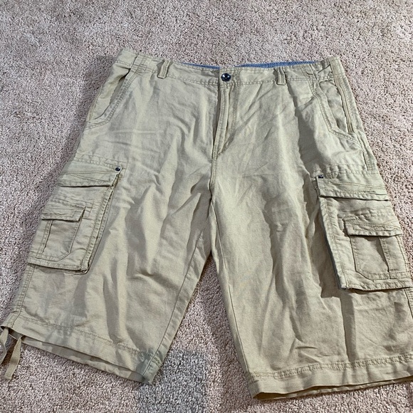 mens shorts 42 inch waist